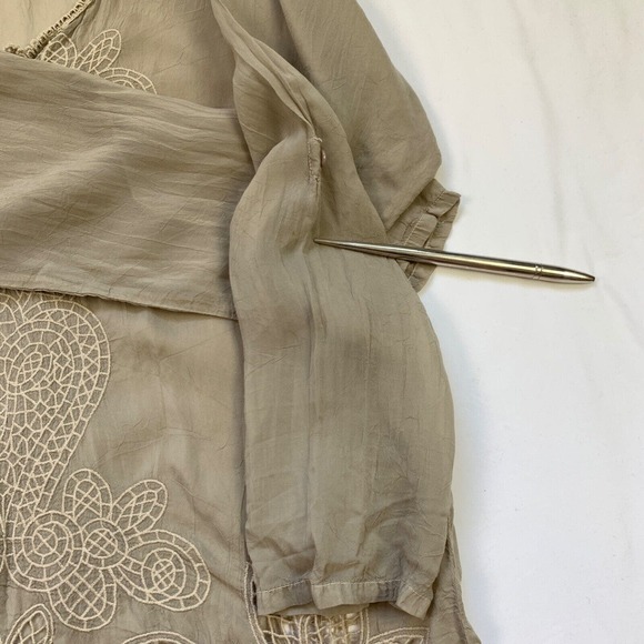 Johnny Was Embroidered Georgette Top Roll Tab Long Sleeve Small Grey Cupra Lace - Picture 10 of 13